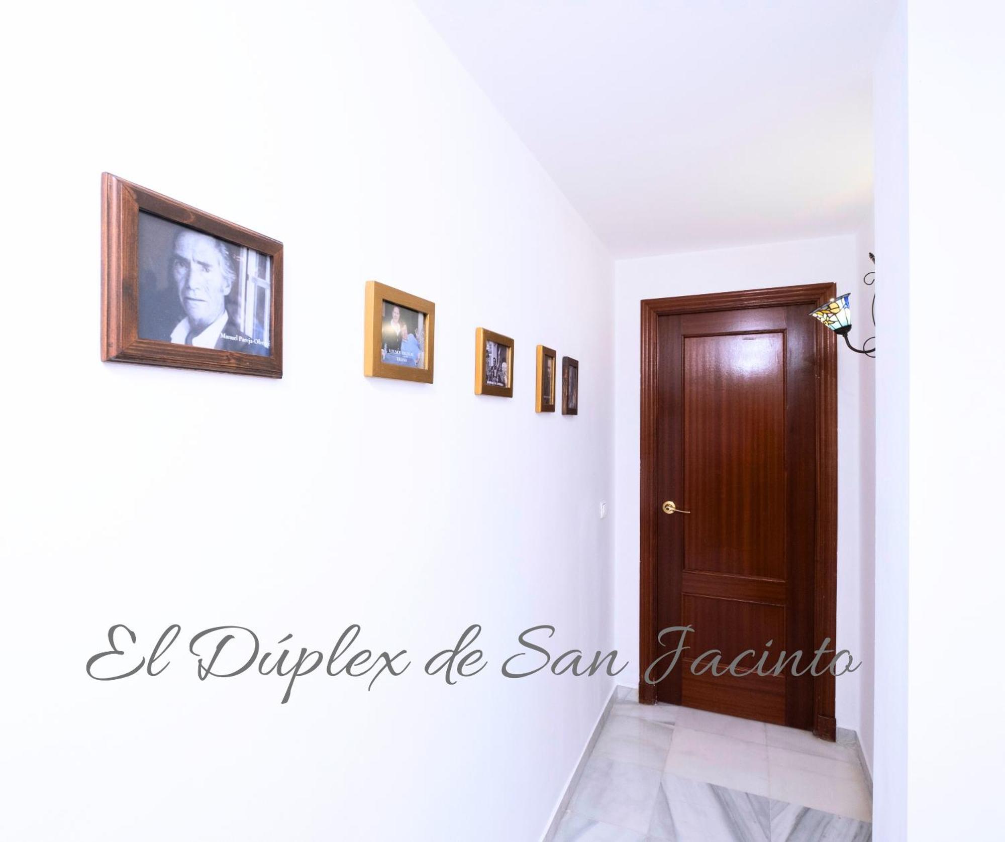 El Duplex De San Jacinto Διαμέρισμα Σεβίλλη Εξωτερικό φωτογραφία