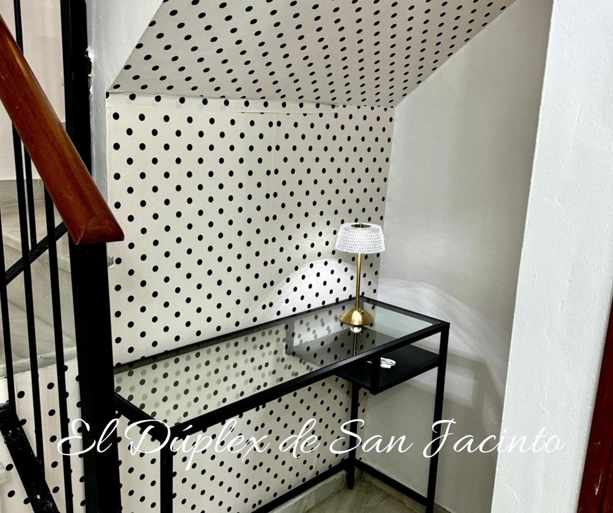 El Duplex De San Jacinto Διαμέρισμα Σεβίλλη Εξωτερικό φωτογραφία